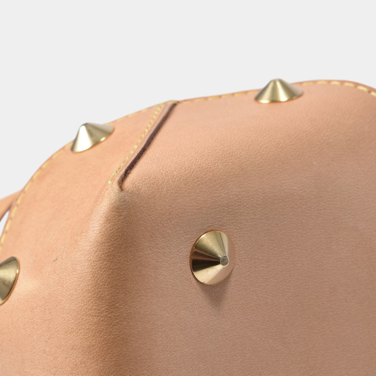 루이비통 멀티 화이트 주디 MM 숄더백 M40255