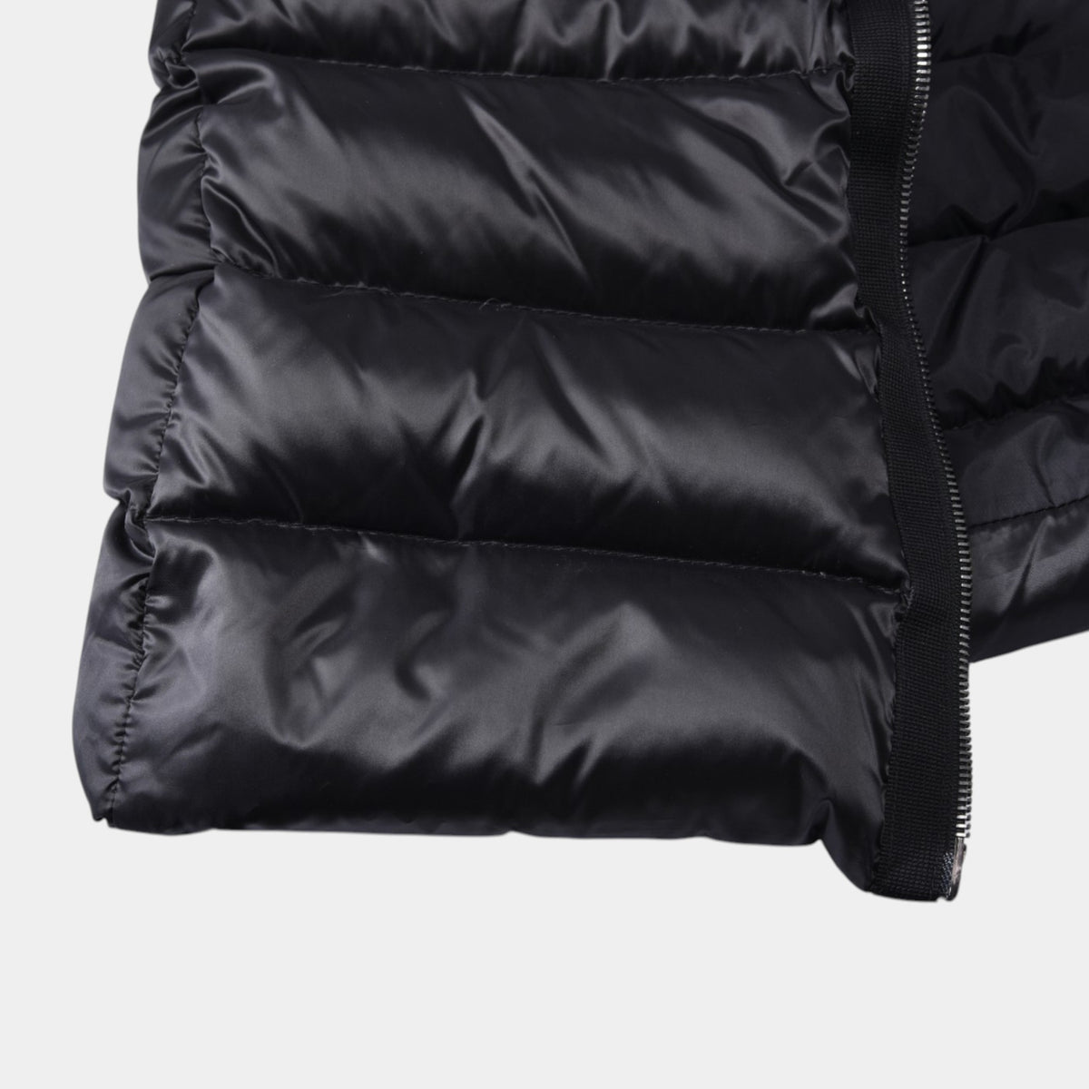 몽클레르 TINUVIEL 다운 롱패딩 4933020 57869 999